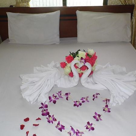 Homebackpackers Hostel Hanoi Bagian luar foto